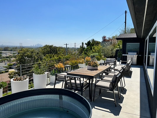 9447 balcony 7