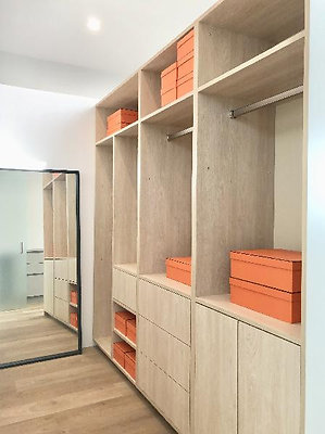9447 closet 4