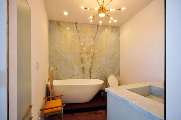 8343 bath 2