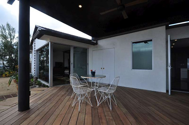8343 deck 4