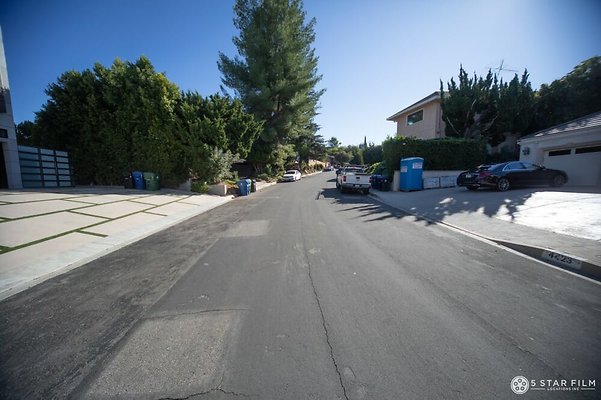 5Star - 5871 Street 2