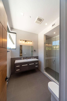 12801 bath 5