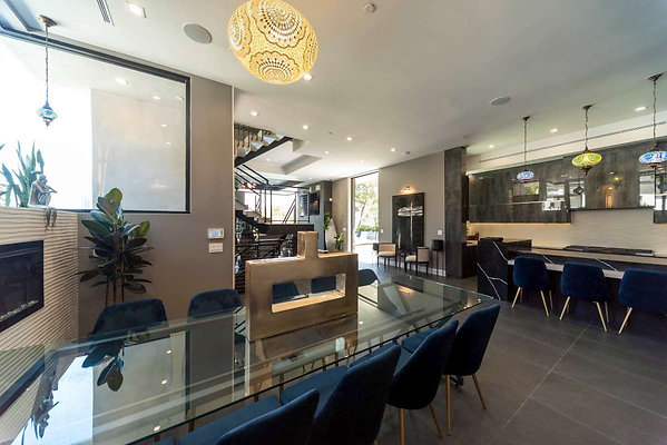 12801 dining 3