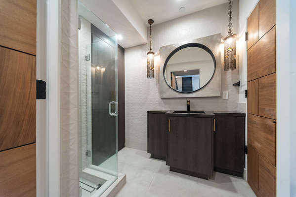 12801 bath 11
