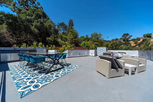 12801 balcony 2