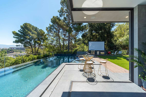 12801 pool 4