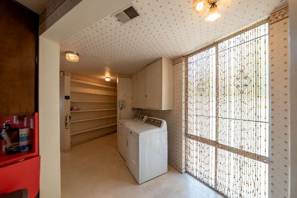 12484 laundry 2