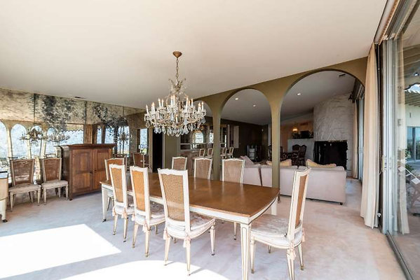 12484 dining 4