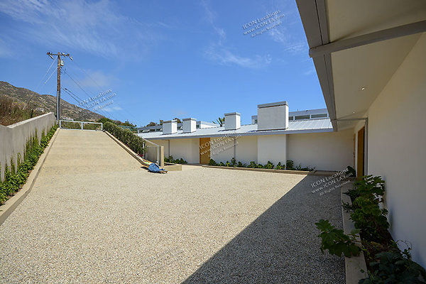 MO3098 060