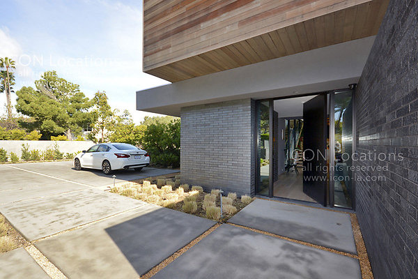 MO3023 007LR-ICON - ICON Locations | www.ICON-LA.com Modern  for Filming