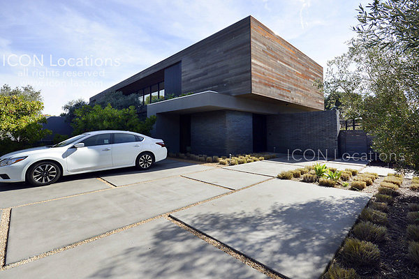 MO3023 003LR-ICON - ICON Locations | www.ICON-LA.com Modern  for Filming