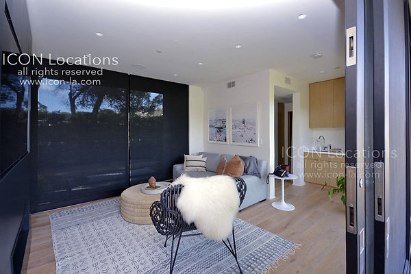 MO3023 041LR-ICON - ICON Locations | www.ICON-LA.com Modern  for Filming
