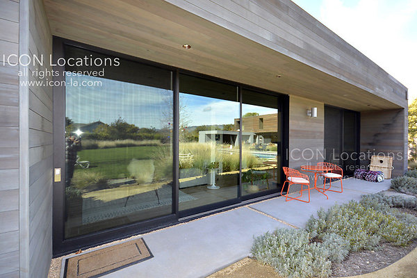 MO3023 040LR-ICON - ICON Locations | www.ICON-LA.com Modern  for Filming