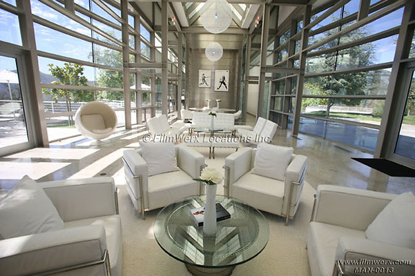 man-0013 living room 1 13
