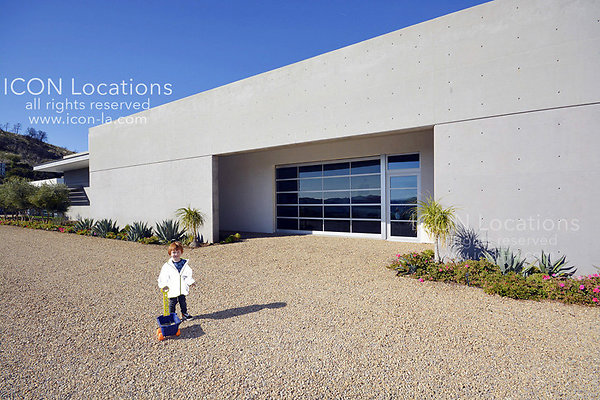 MO3025 054LR-ICON - ICON Locations | www.ICON-LA.com Modern  for Filming