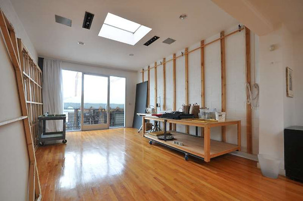 9547 studio 9