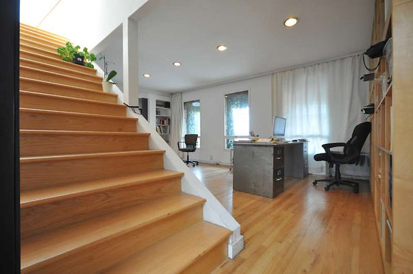 9547 studio 17