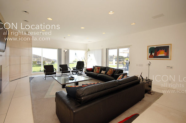 MO1268 040ICON - ICON Locations | www.ICON-LA.com Modern for Filming