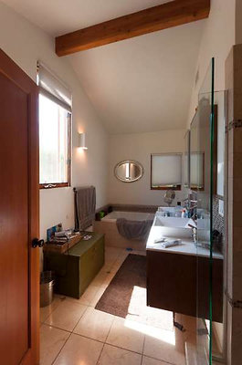 10194 bath 1