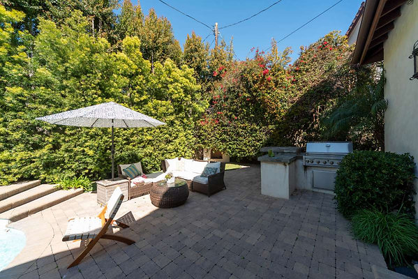 13231 patio 3