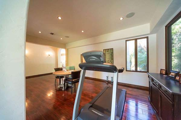 13231 dining 2