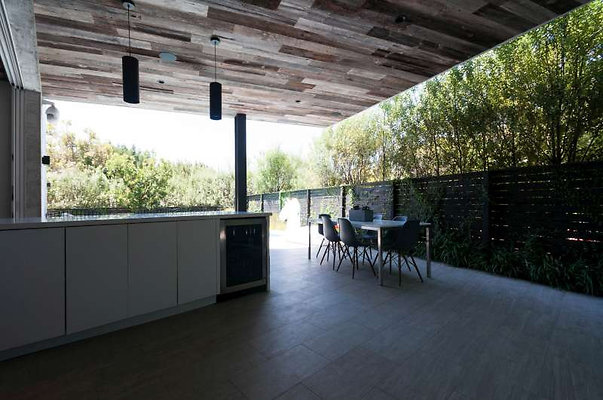 10668 patio 1