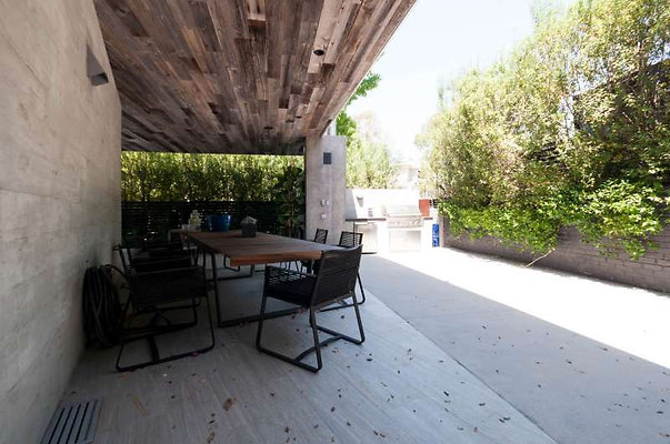 10668 patio 13
