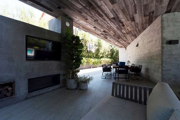 10668 patio 7