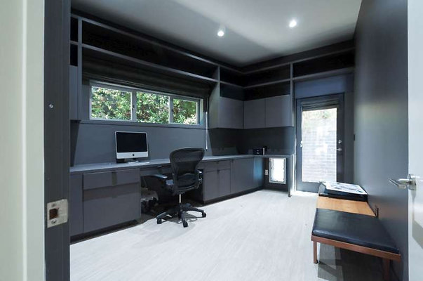 10668 office 1