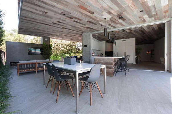 10668 patio 4