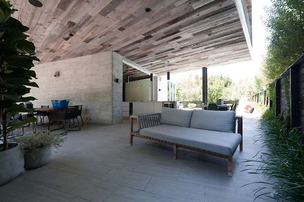10668 patio 8