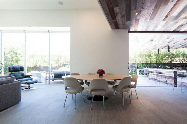 10668 dining 2