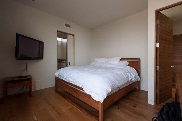 10327 bed 2