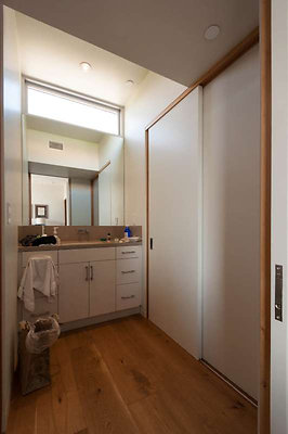 10327 bath 2