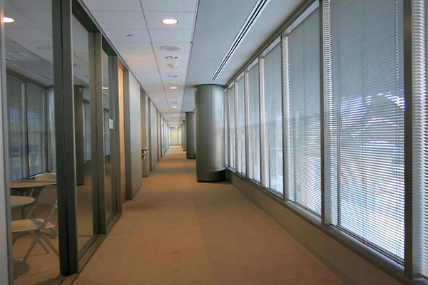 Flyaway-Interior Hallways-34