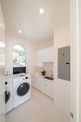 11897 laundry 1