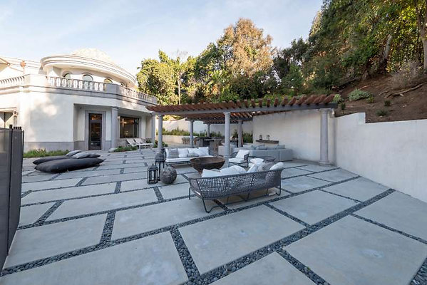 11897 patio 3