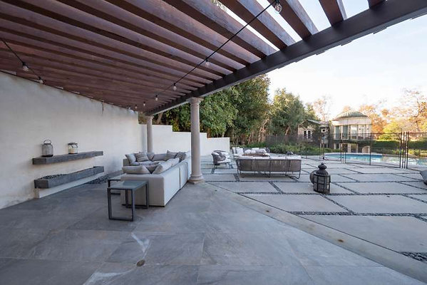 11897 patio 5