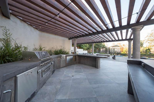11897 patio 8