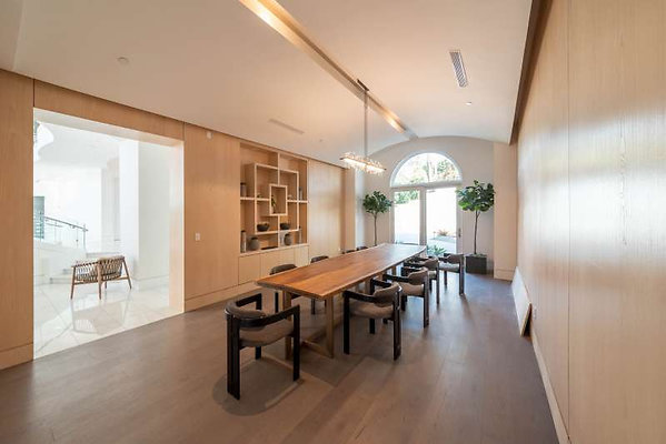 11897 dining 1