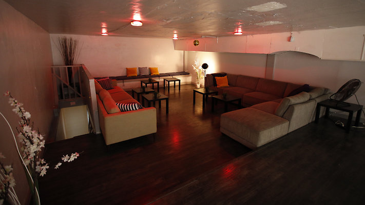 4594 living 1