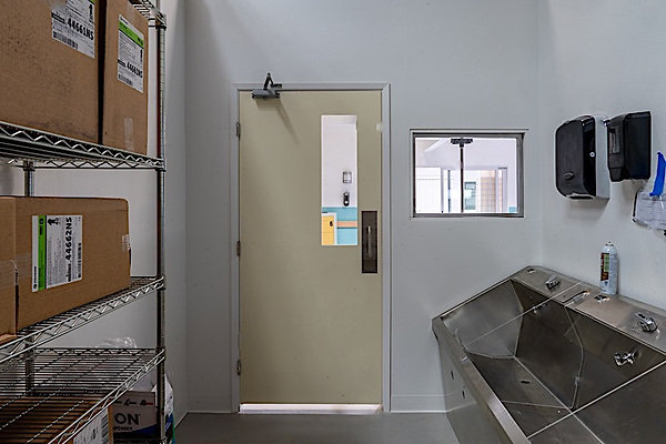 11515 storage 2