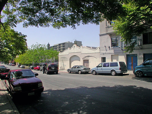 4423 street 2