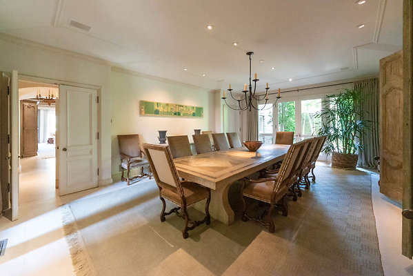 12716 dining 1