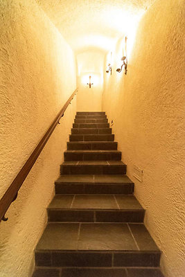 12716 stairs 4
