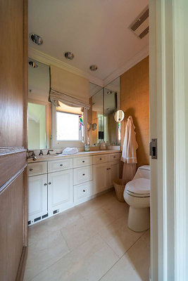 12716 bath 15