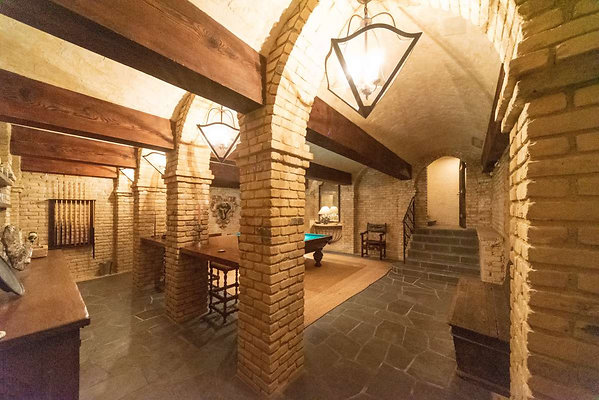 12716 basement 1