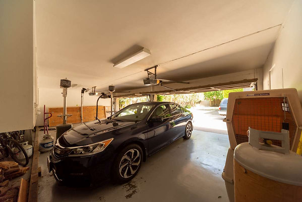 12716 garage 2