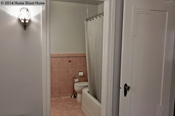 42dressing-area-reverse
