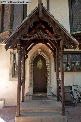 49rear-entrance